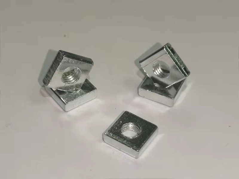 方母